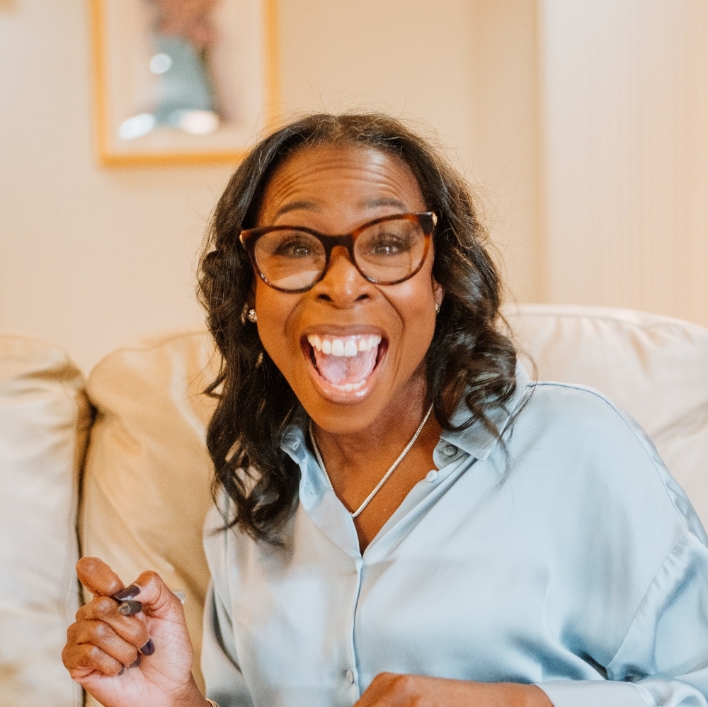 Meet your Posher, Angela